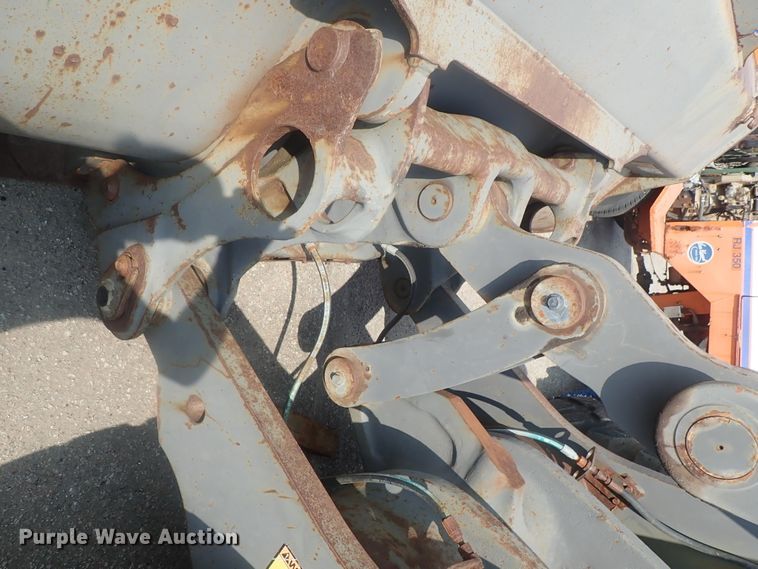 image for item DE0788 2004 Volvo L110E  wheel loader