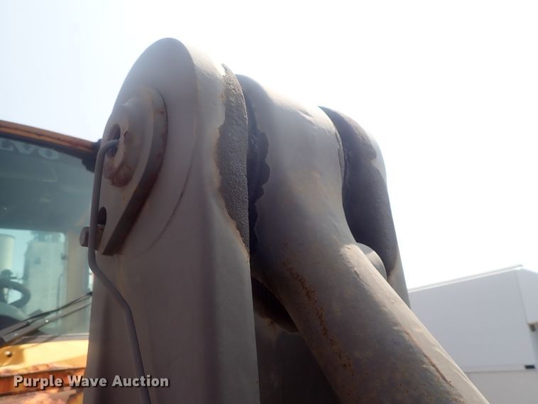 image for item DE0788 2004 Volvo L110E  wheel loader