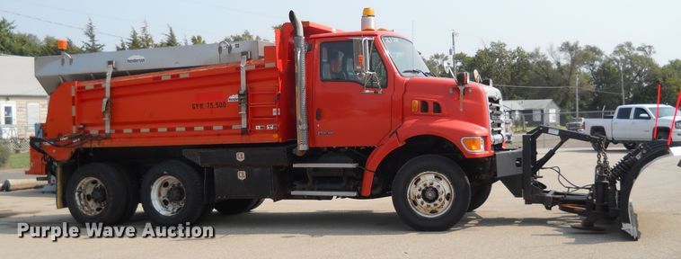 image for item DE4519 2006 Sterling LT7500  dump truck