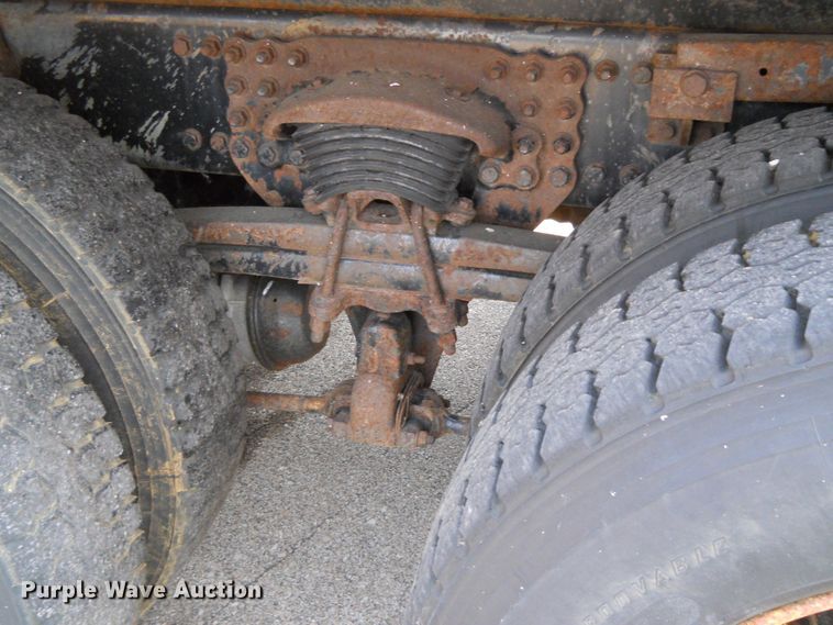 image for item DE4519 2006 Sterling LT7500  dump truck