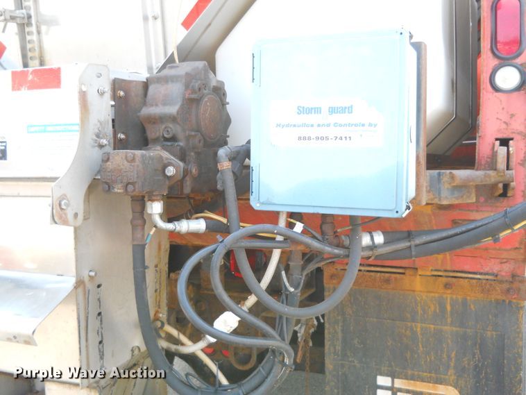 image for item DE4519 2006 Sterling LT7500  dump truck