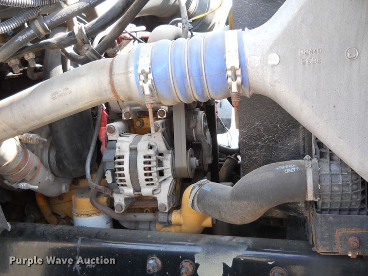 image for item DE4519 2006 Sterling LT7500  dump truck