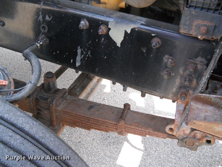 image for item DE4519 2006 Sterling LT7500  dump truck