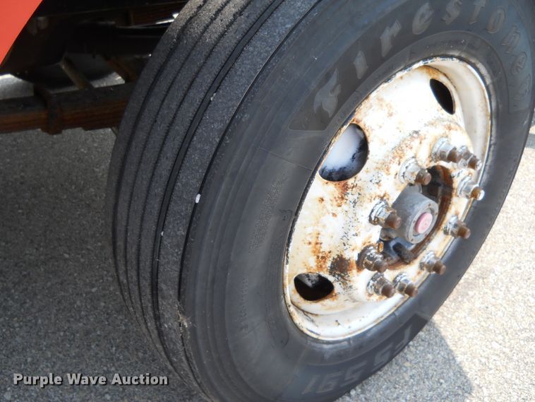 image for item DE4519 2006 Sterling LT7500  dump truck