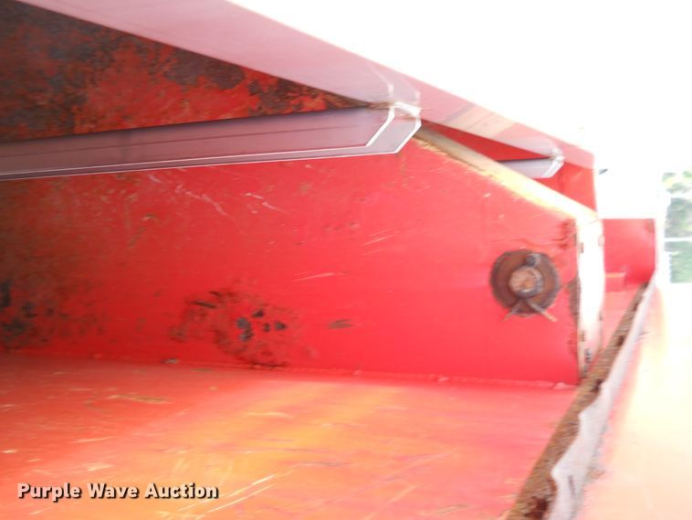 image for item DE4519 2006 Sterling LT7500  dump truck