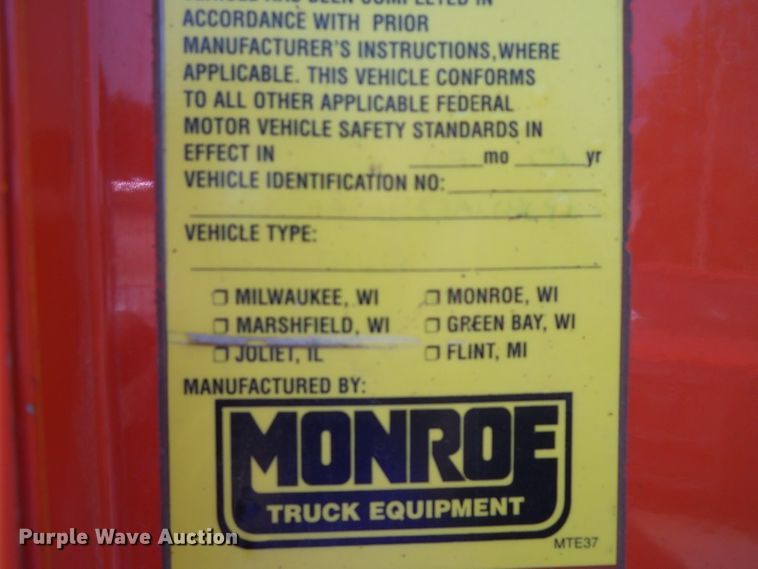 image for item DE4519 2006 Sterling LT7500  dump truck