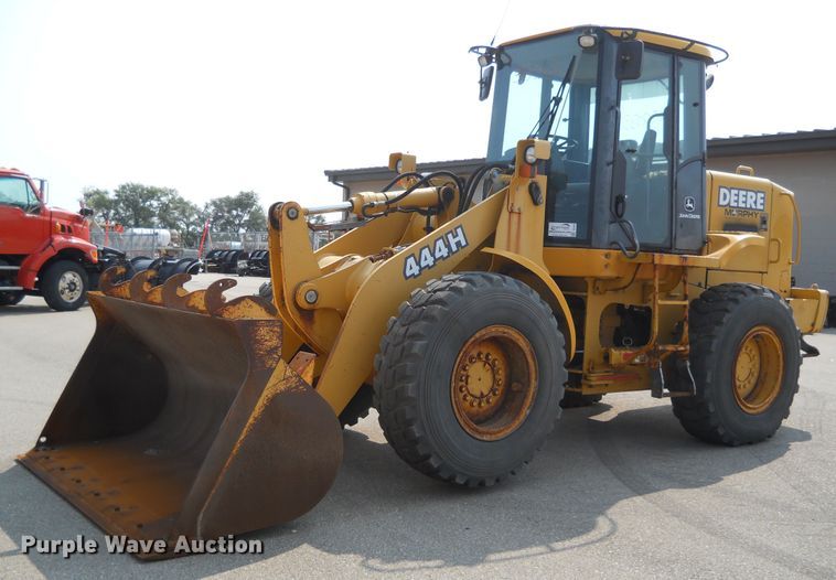 image for item DE4520 2003 John Deere 444H  wheel loader