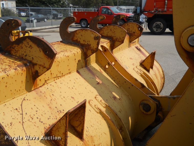 image for item DE4520 2003 John Deere 444H  wheel loader