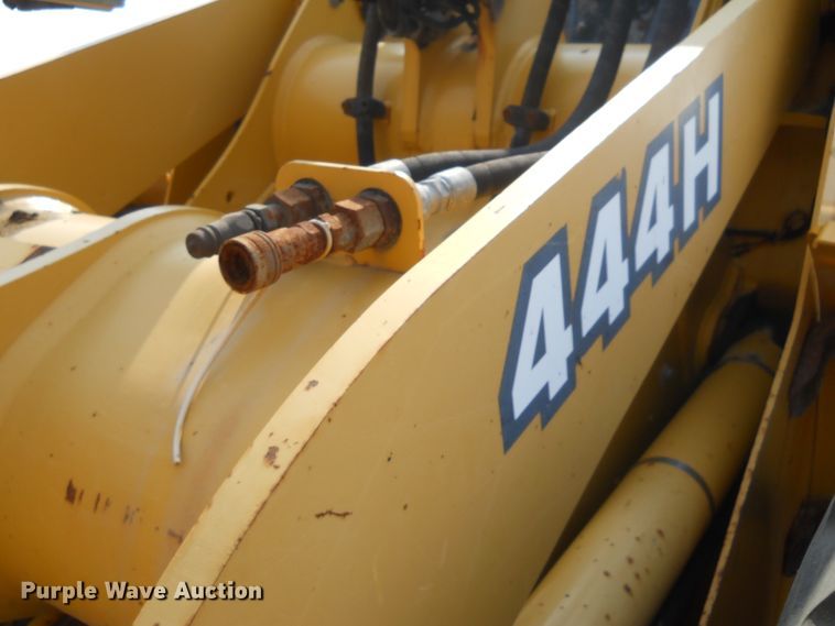 image for item DE4520 2003 John Deere 444H  wheel loader