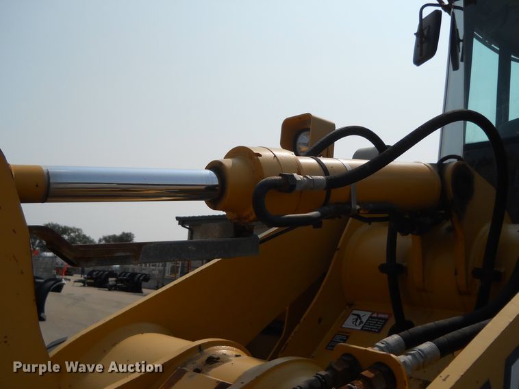 image for item DE4520 2003 John Deere 444H  wheel loader