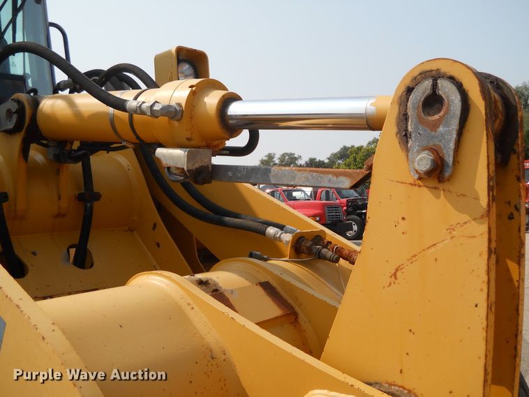 image for item DE4520 2003 John Deere 444H  wheel loader