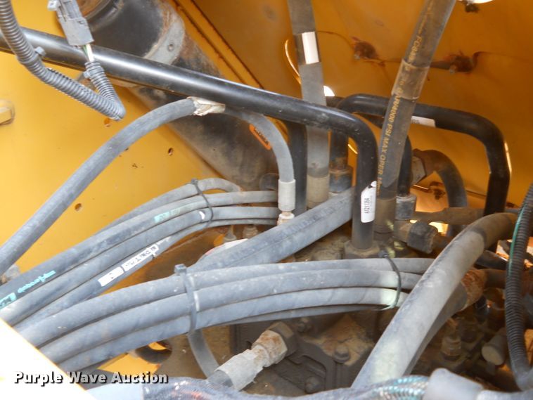 image for item DE4520 2003 John Deere 444H  wheel loader