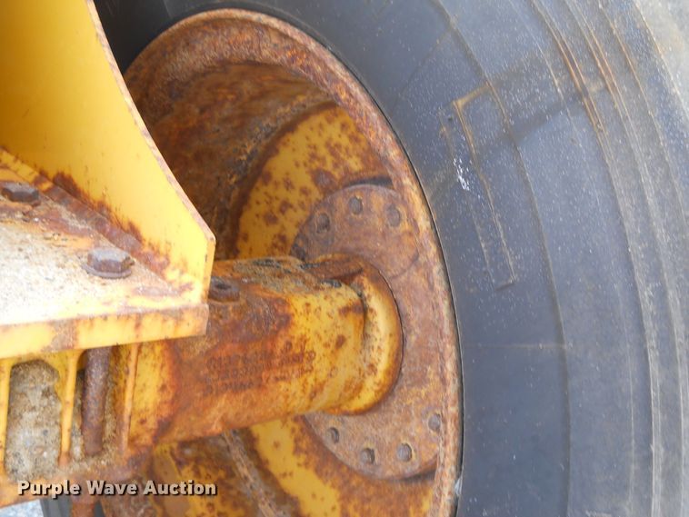 image for item DE4520 2003 John Deere 444H  wheel loader