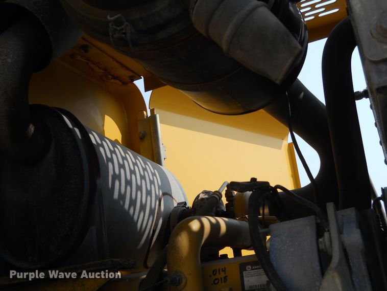 image for item DE4520 2003 John Deere 444H  wheel loader