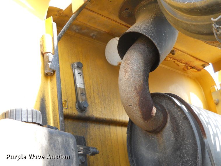 image for item DE4520 2003 John Deere 444H  wheel loader