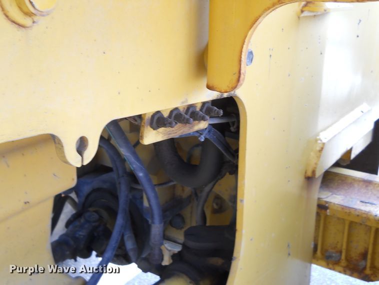 image for item DE4520 2003 John Deere 444H  wheel loader