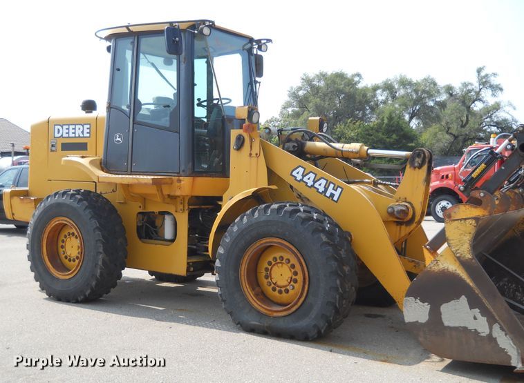 image for item DE4521 2003 John Deere 444H  wheel loader