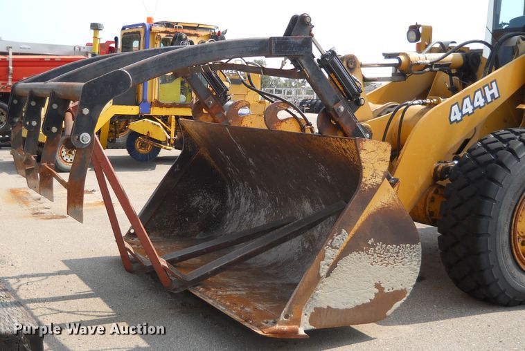 image for item DE4521 2003 John Deere 444H  wheel loader