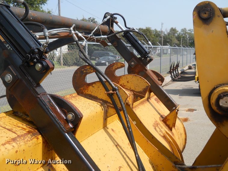 image for item DE4521 2003 John Deere 444H  wheel loader