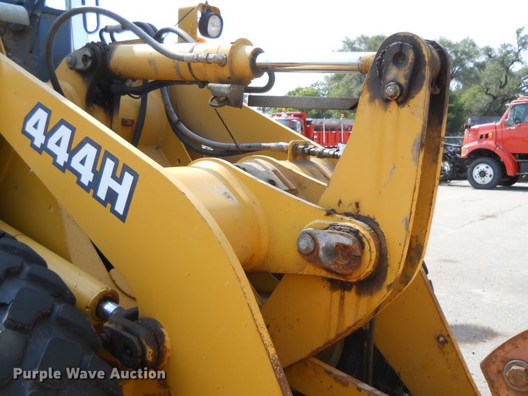 image for item DE4521 2003 John Deere 444H  wheel loader