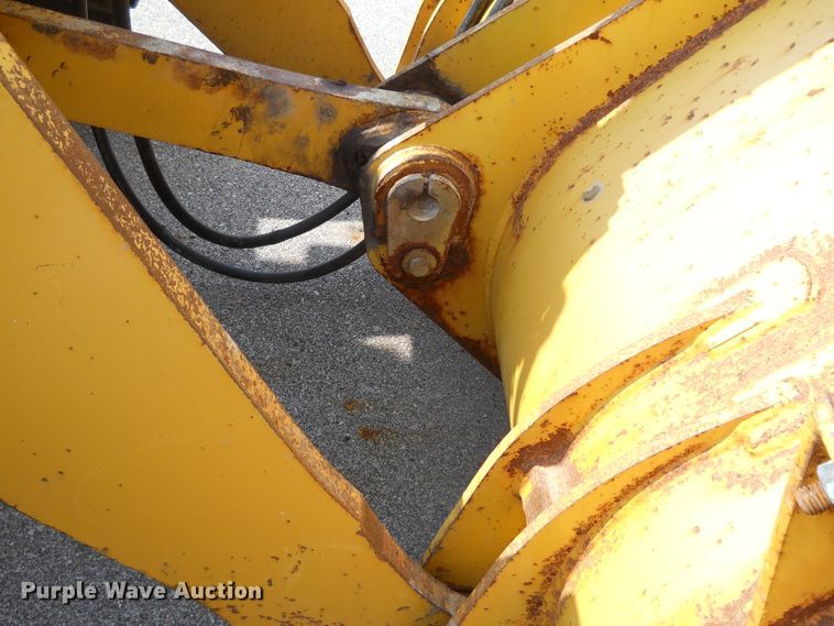 image for item DE4521 2003 John Deere 444H  wheel loader