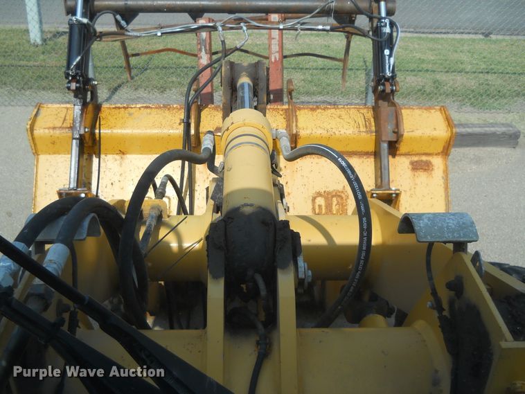 image for item DE4521 2003 John Deere 444H  wheel loader