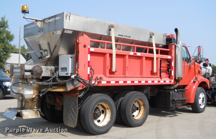 image for item DE4523 2003 Sterling LT7501  dump truck