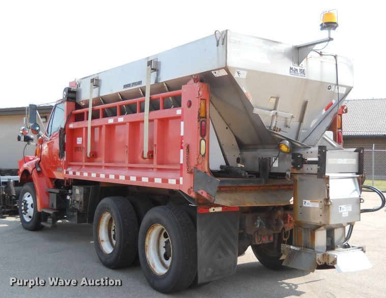 image for item DE4523 2003 Sterling LT7501  dump truck