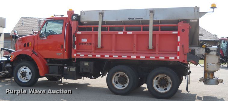 image for item DE4523 2003 Sterling LT7501  dump truck