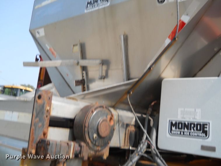 image for item DE4523 2003 Sterling LT7501  dump truck