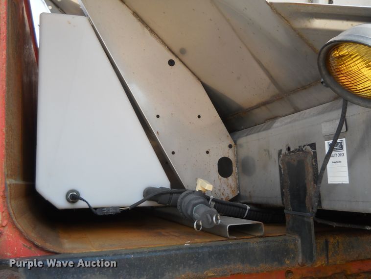 image for item DE4523 2003 Sterling LT7501  dump truck