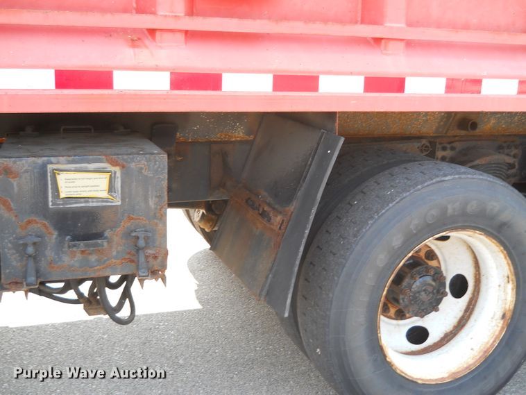 image for item DE4523 2003 Sterling LT7501  dump truck