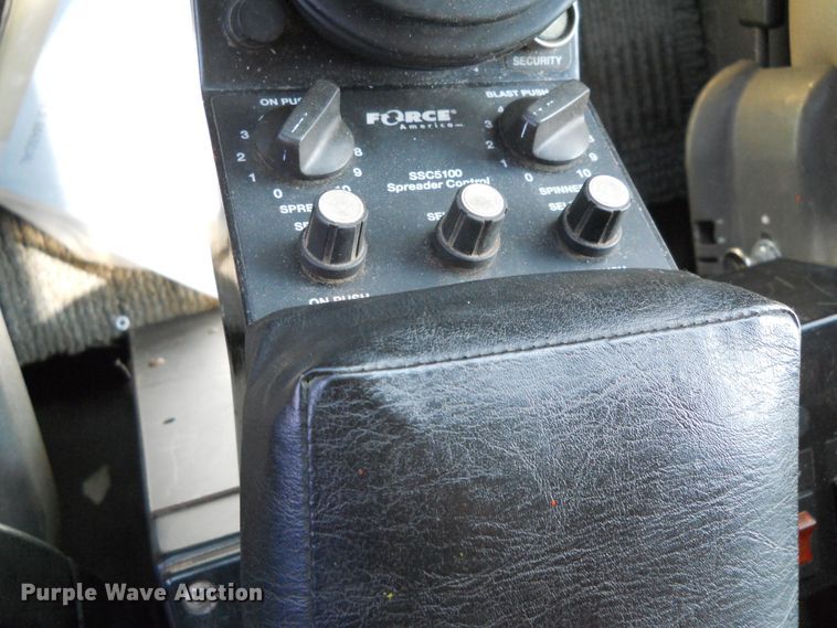 image for item DE4523 2003 Sterling LT7501  dump truck