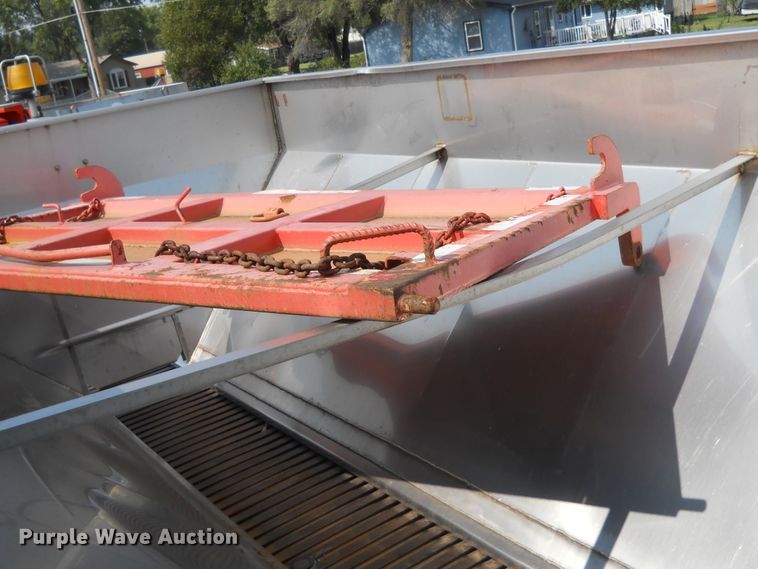 image for item DE4523 2003 Sterling LT7501  dump truck