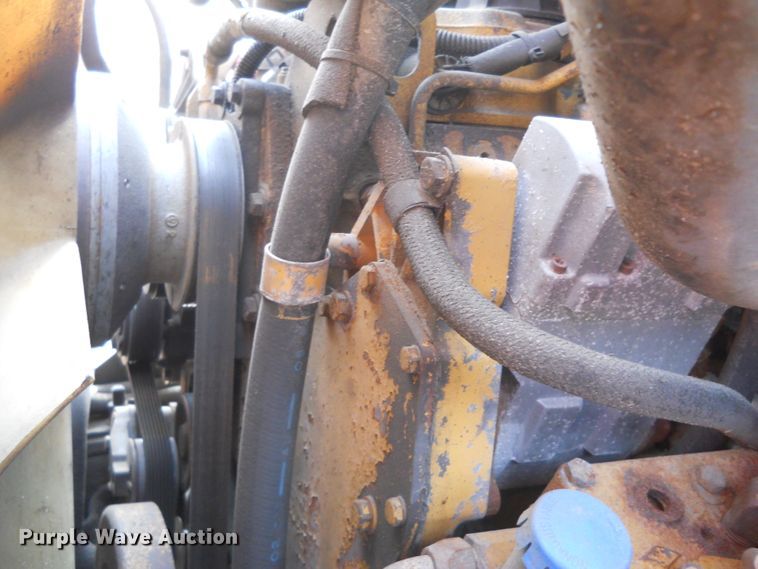 image for item DE4524 2003 Sterling LT7501  dump truck