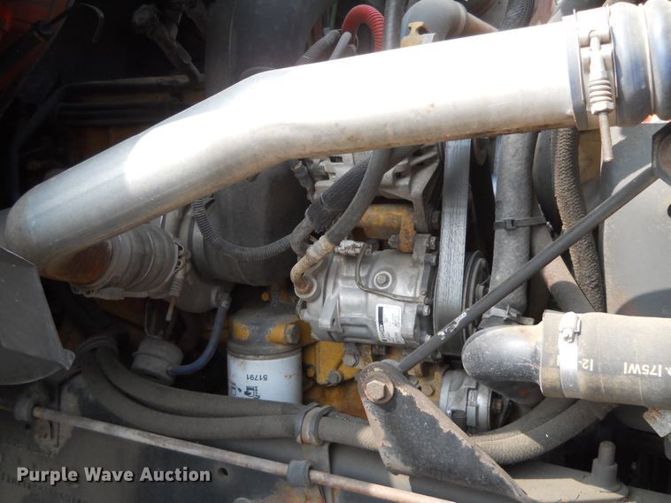 image for item DE4524 2003 Sterling LT7501  dump truck