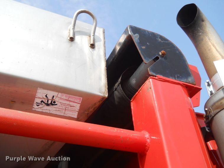 image for item DE4524 2003 Sterling LT7501  dump truck