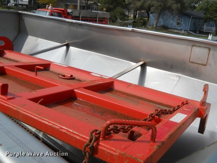 image for item DE4524 2003 Sterling LT7501  dump truck