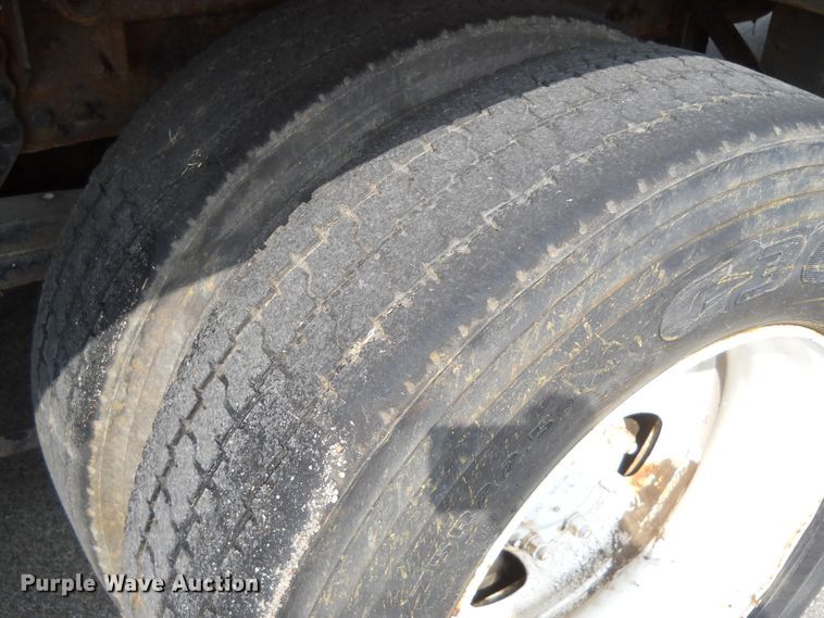 image for item DE4524 2003 Sterling LT7501  dump truck