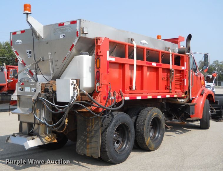 image for item DE4525 2001 Sterling LT7501   dump truck