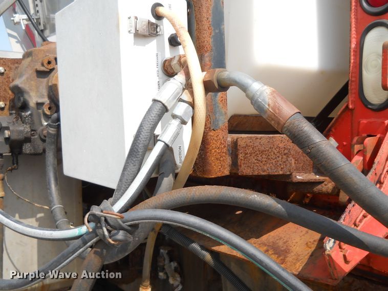 image for item DE4525 2001 Sterling LT7501   dump truck