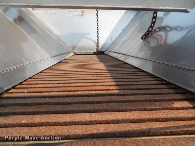 image for item DE4525 2001 Sterling LT7501   dump truck