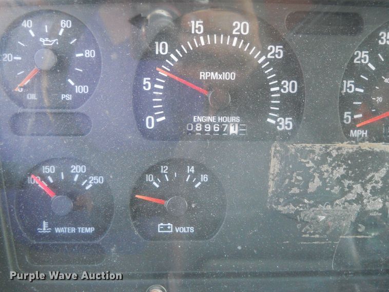 image for item DE4525 2001 Sterling LT7501   dump truck