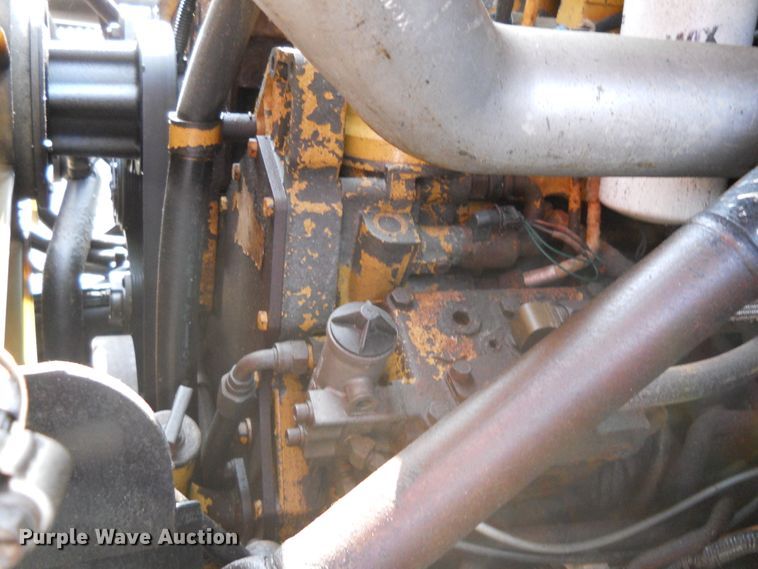 image for item DE4525 2001 Sterling LT7501   dump truck