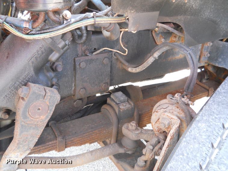 image for item DE4525 2001 Sterling LT7501   dump truck