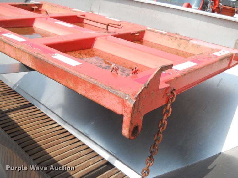 image for item DE4525 2001 Sterling LT7501   dump truck