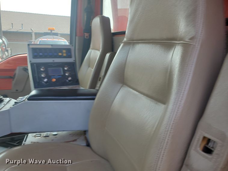 image for item DE4526 2006 Sterling LT7500  dump truck