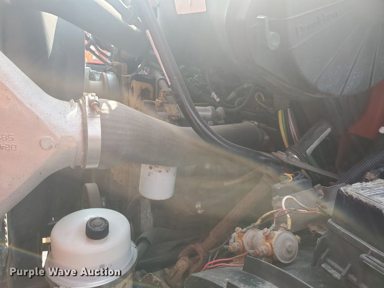 image for item DE4526 2006 Sterling LT7500  dump truck