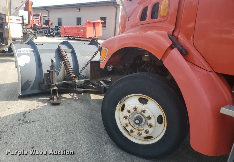 image for item DE4526 2006 Sterling LT7500  dump truck