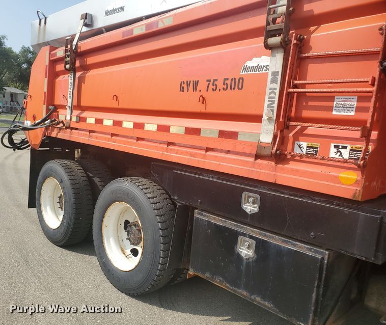 image for item DE4526 2006 Sterling LT7500  dump truck